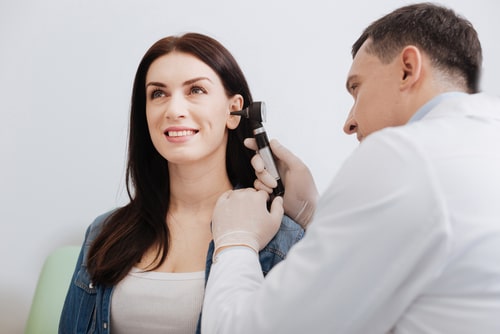 Balance clinic - doctor checking the lady